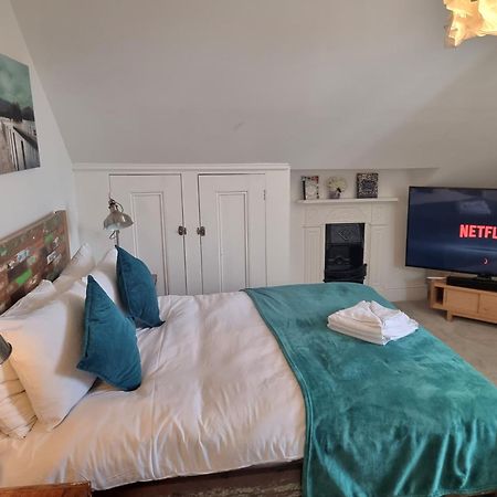 Stylish 2-Bed Flat, Quick Access To London Sights Apartment Luaran gambar