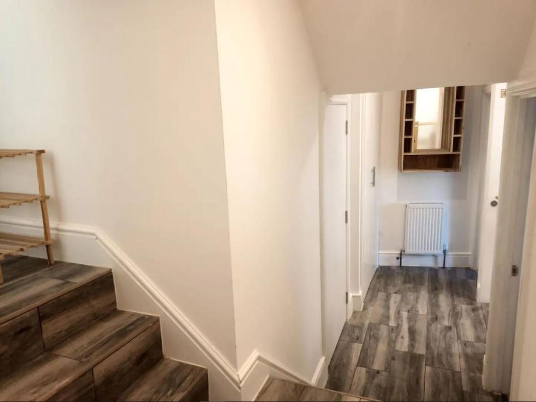 Stylish 2-Bed Flat, Quick Access To London Sights Apartment Luaran gambar